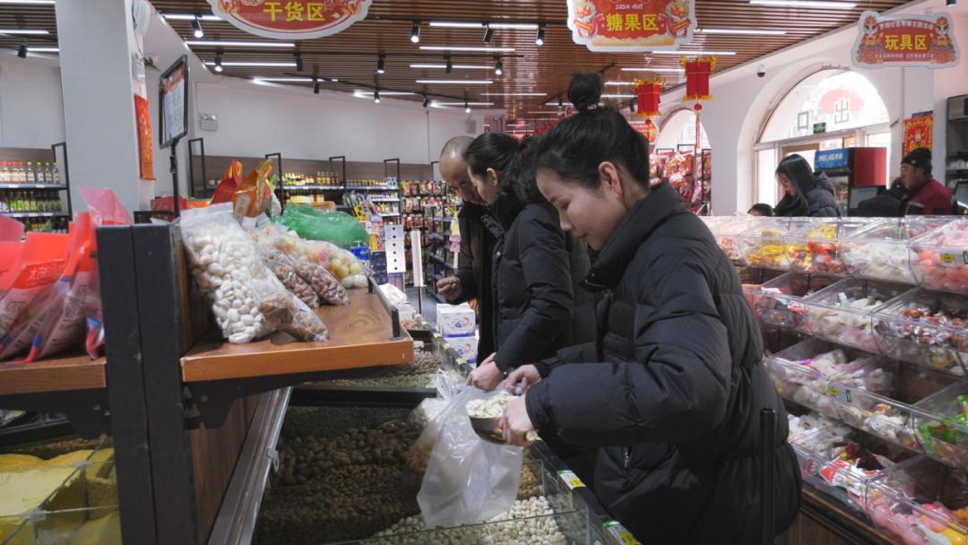 新春走基层丨零利润年货 购出幸福年